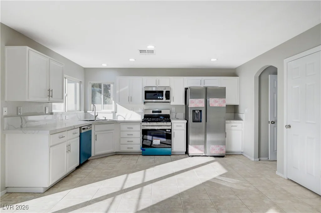 8117 Peach Flare, Las Vegas, NV 89143
