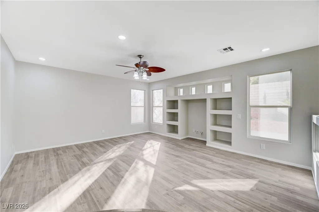 8117 Peach Flare, Las Vegas, NV 89143