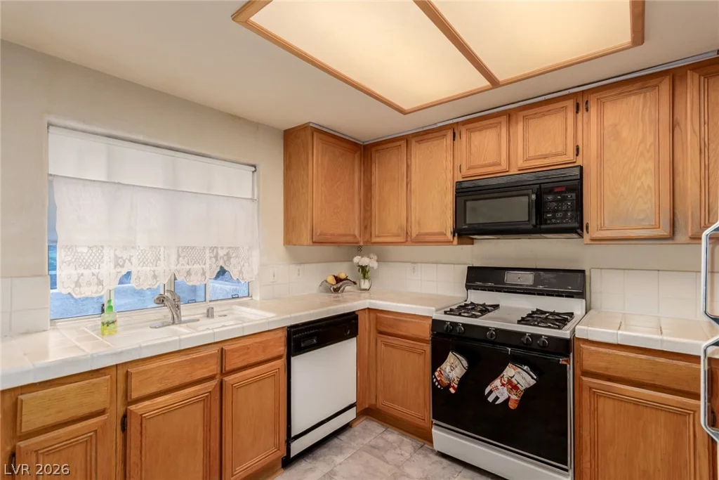 315 Seine, Henderson, NV 89014