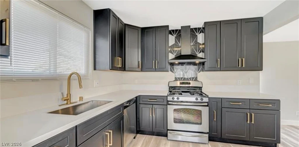 6455 Alomar, Las Vegas, NV 89118