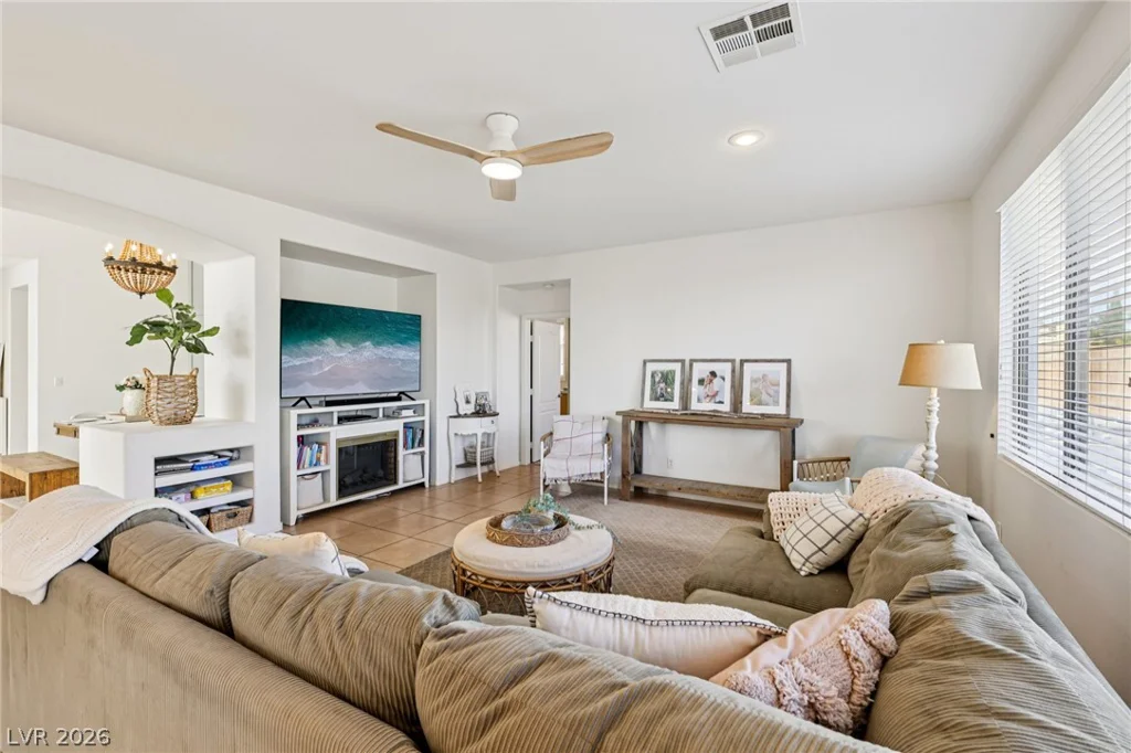 10044 Wild Calla, Las Vegas, NV 89178