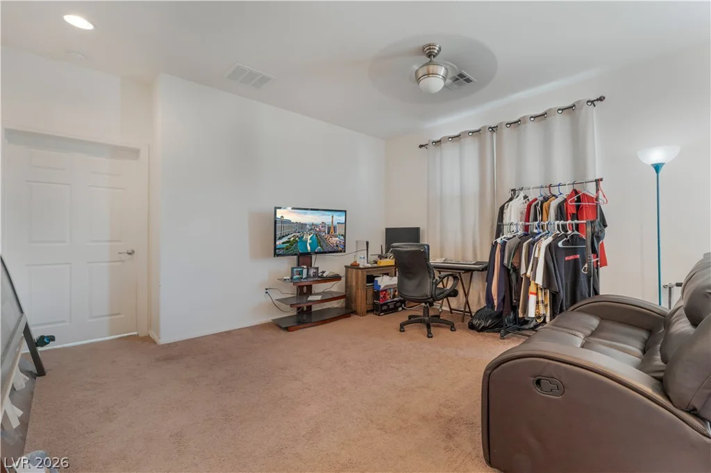 6847 Compass Cove, Las Vegas, NV 89142