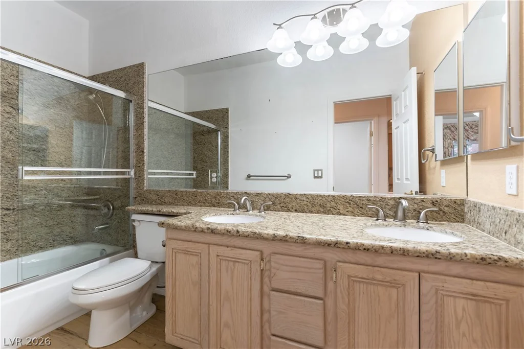 8863 Mia Moore, Las Vegas, NV 89147