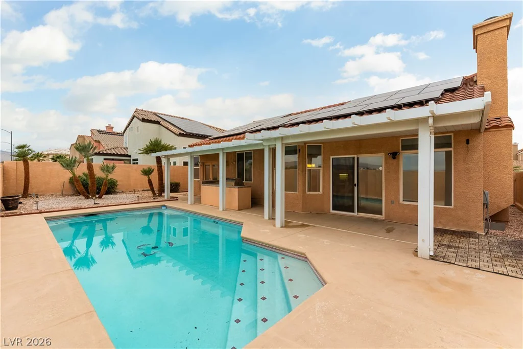 8863 Mia Moore, Las Vegas, NV 89147