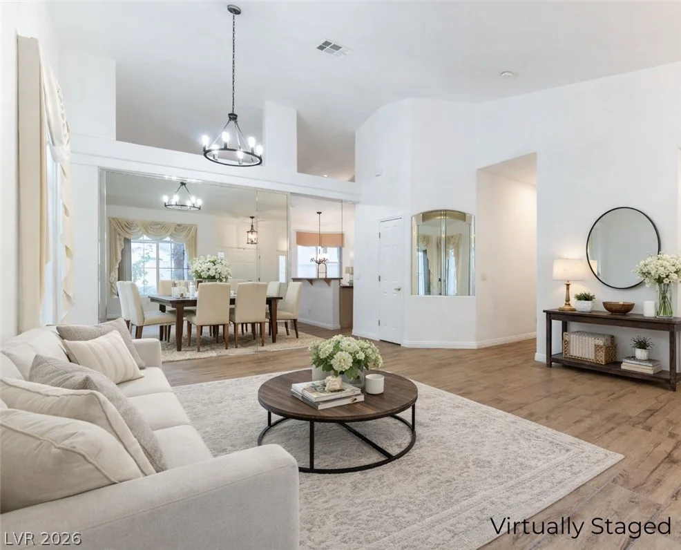 8863 Mia Moore, Las Vegas, NV 89147