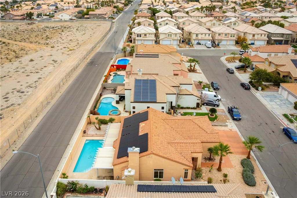 8863 Mia Moore, Las Vegas, NV 89147