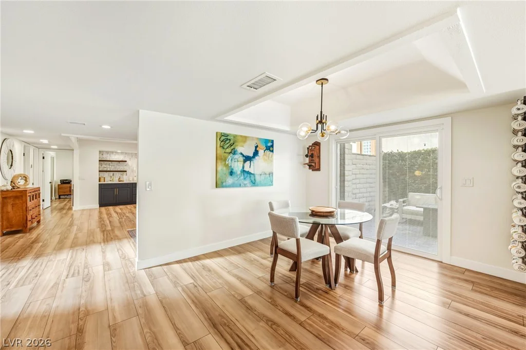 2930 Bel Air, Las Vegas, NV 89109