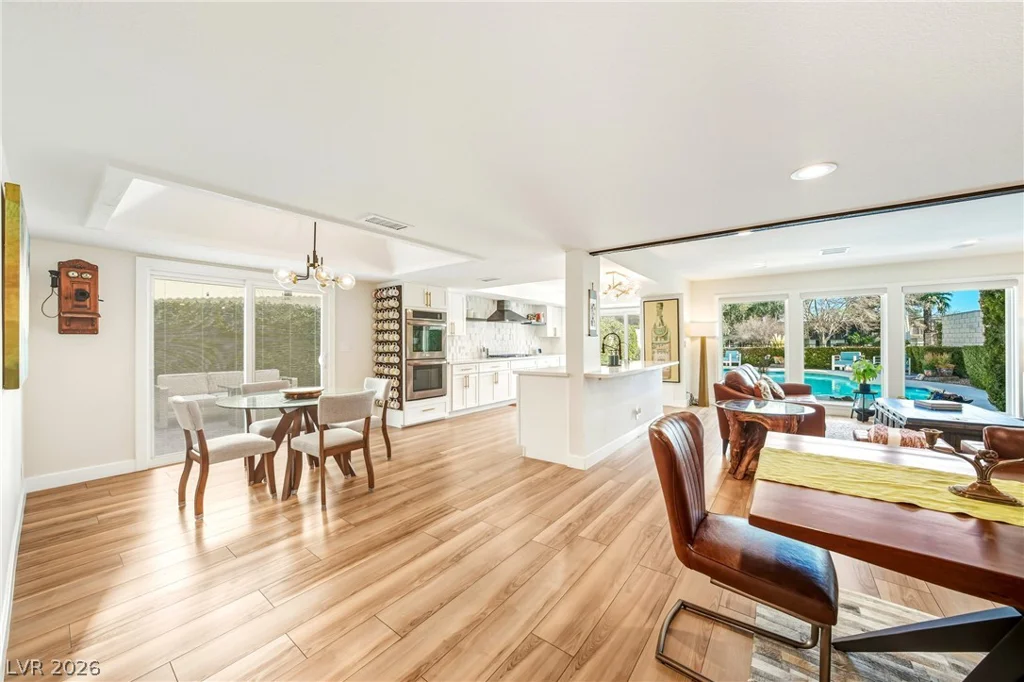 2930 Bel Air, Las Vegas, NV 89109