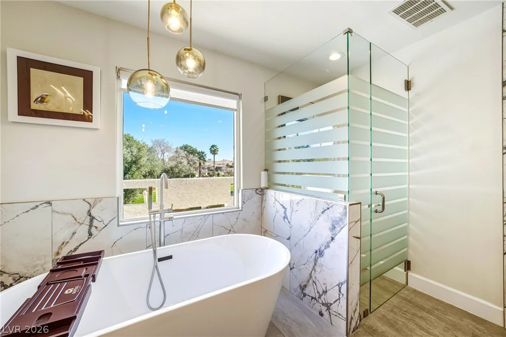2930 Bel Air, Las Vegas, NV 89109