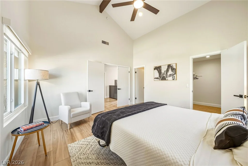 2930 Bel Air, Las Vegas, NV 89109
