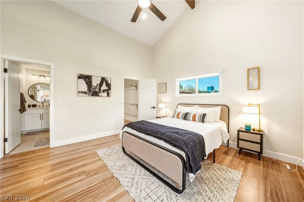 2930 Bel Air, Las Vegas, NV 89109