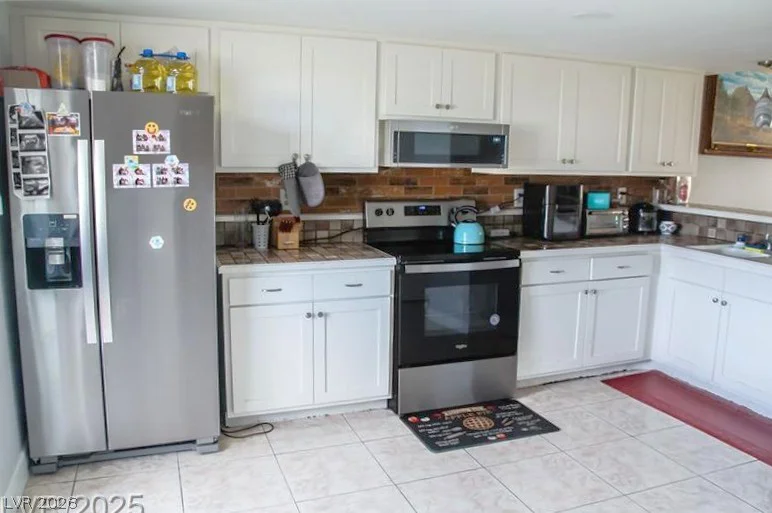 2080 Karen, Las Vegas, NV 89169