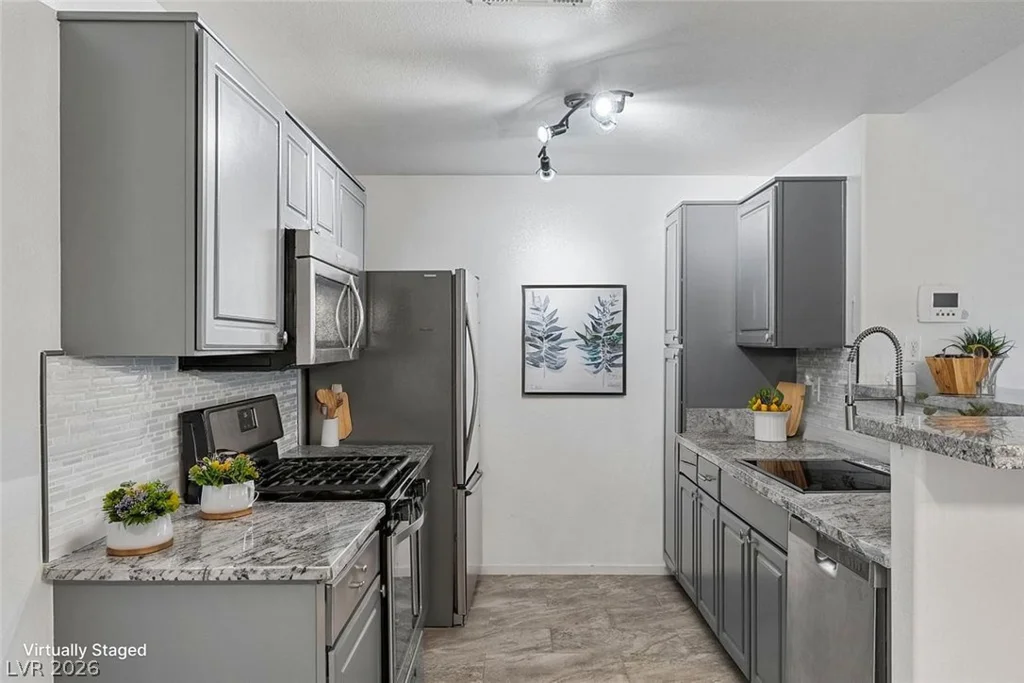 8250 Grand Canyon, Las Vegas, NV 89166