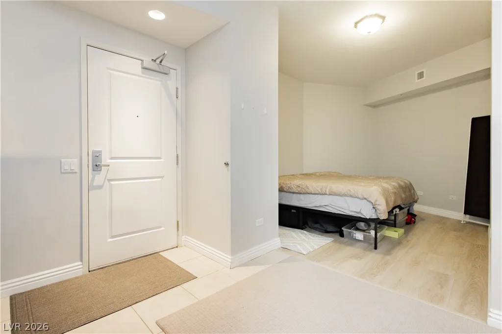 200 Sahara, Las Vegas, NV 89102