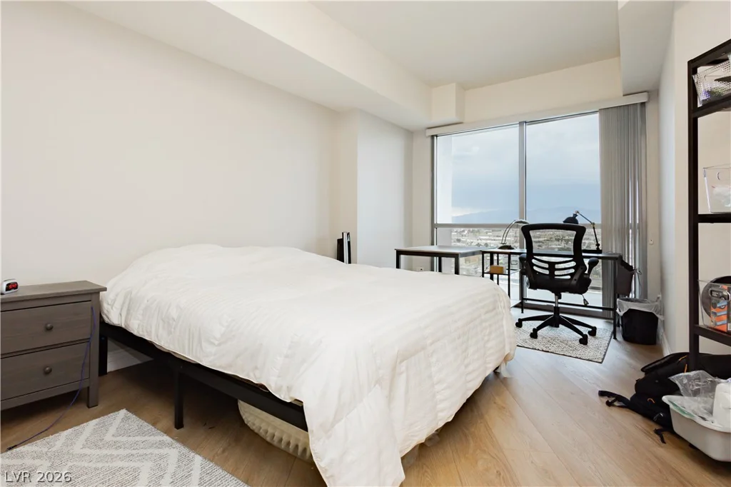 200 Sahara, Las Vegas, NV 89102