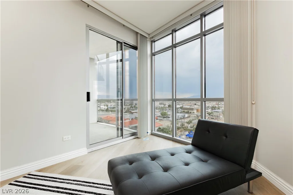200 Sahara, Las Vegas, NV 89102