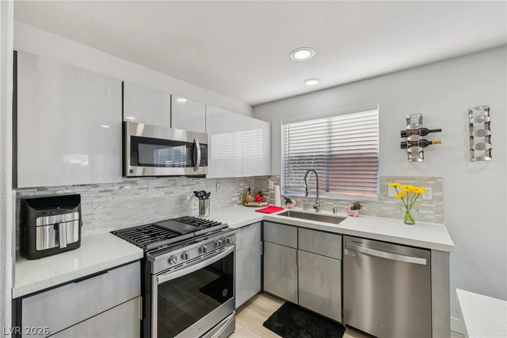 9648 Christine View, Las Vegas, NV 89129