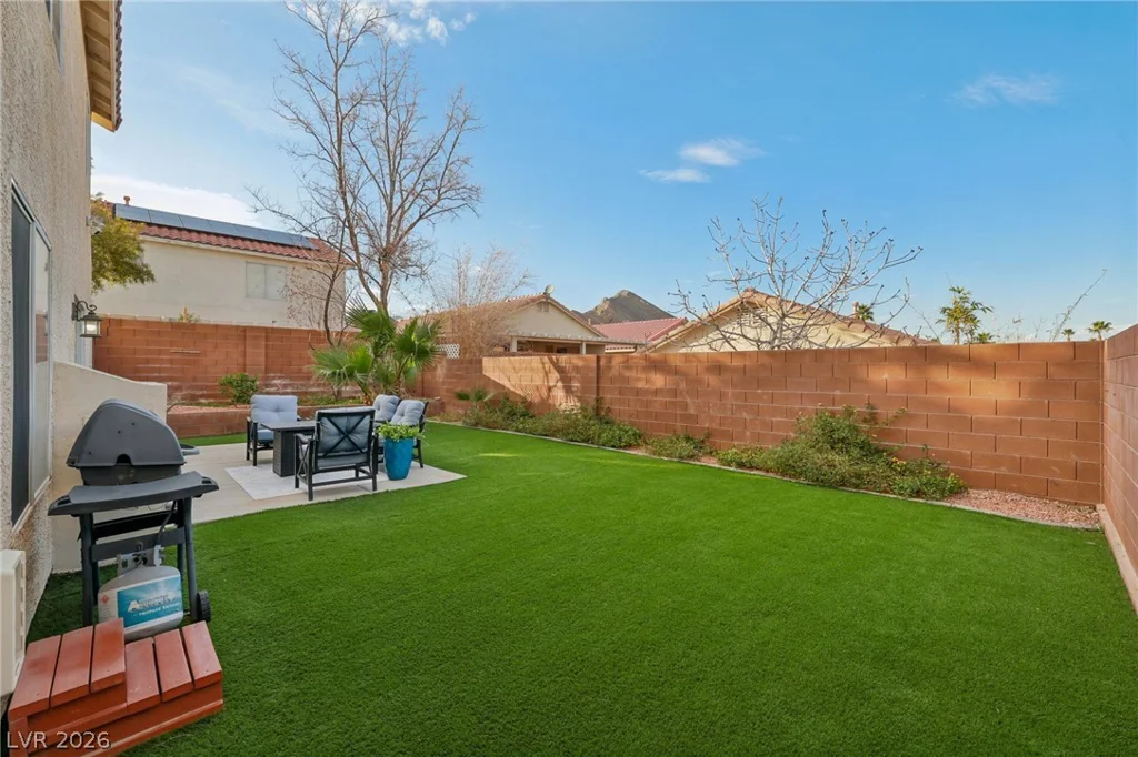 9648 Christine View, Las Vegas, NV 89129