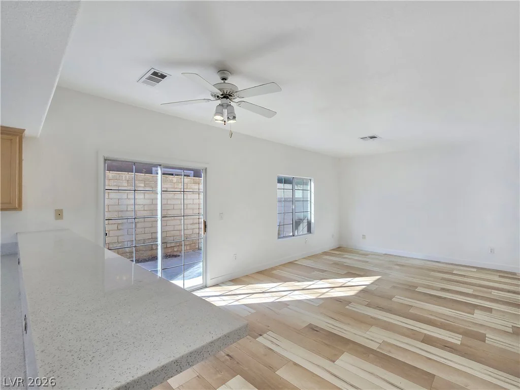 9334 Peace Pipe, Las Vegas, NV 89117