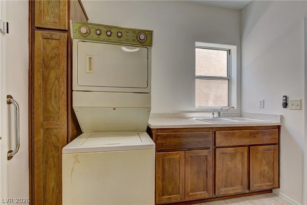 3013 Fort Stanwix, Henderson, NV 89052
