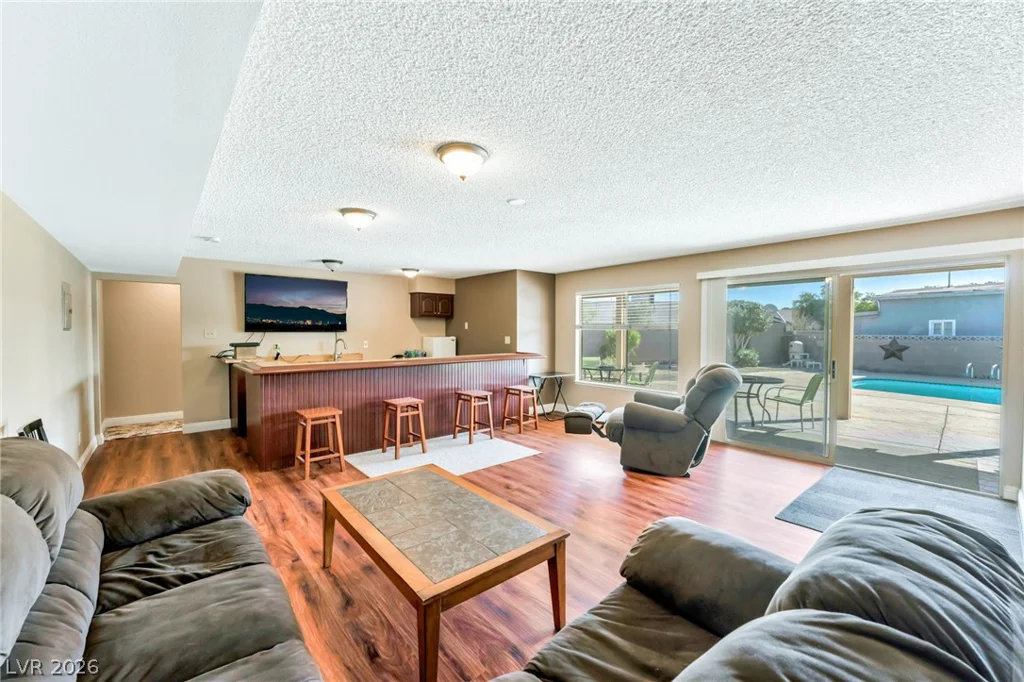 5391 Aston, Las Vegas, NV 89142