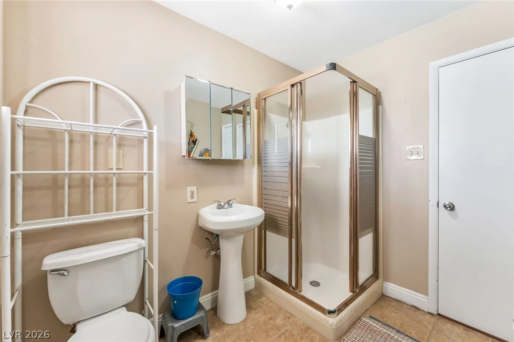 5391 Aston, Las Vegas, NV 89142