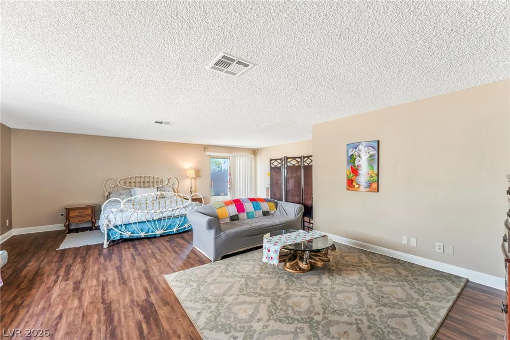 5391 Aston, Las Vegas, NV 89142