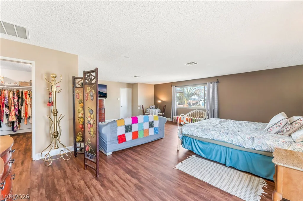 5391 Aston, Las Vegas, NV 89142