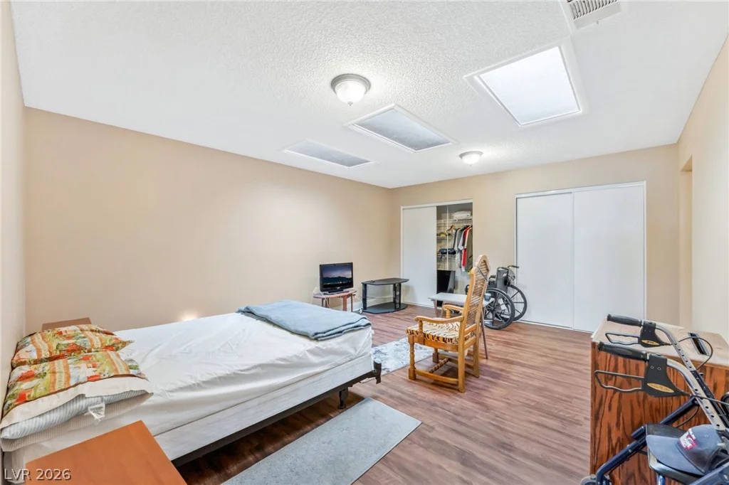 5391 Aston, Las Vegas, NV 89142