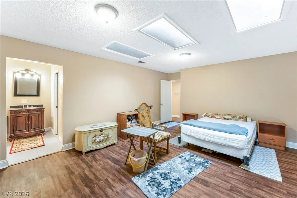 5391 Aston, Las Vegas, NV 89142