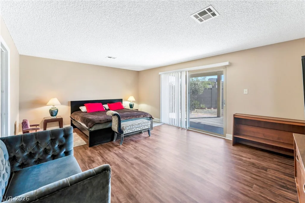 5391 Aston, Las Vegas, NV 89142