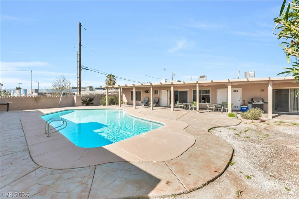 5391 Aston, Las Vegas, NV 89142