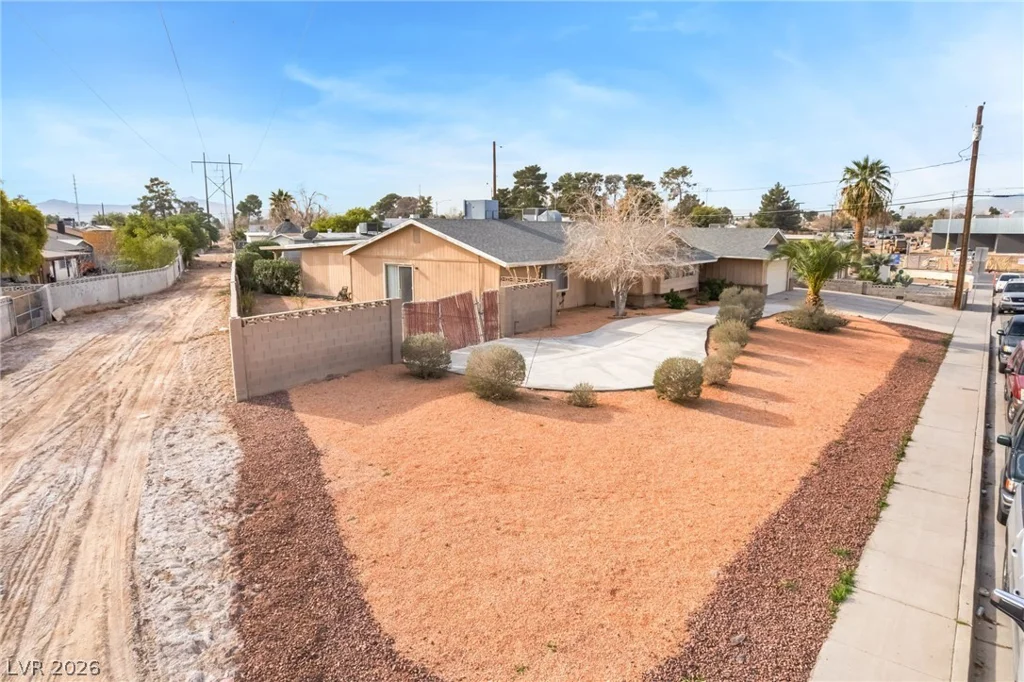 5391 Aston, Las Vegas, NV 89142