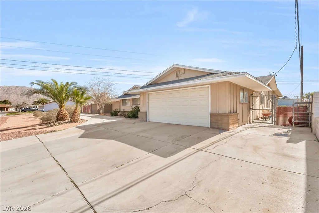 5391 Aston, Las Vegas, NV 89142