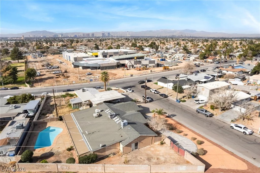 5391 Aston, Las Vegas, NV 89142