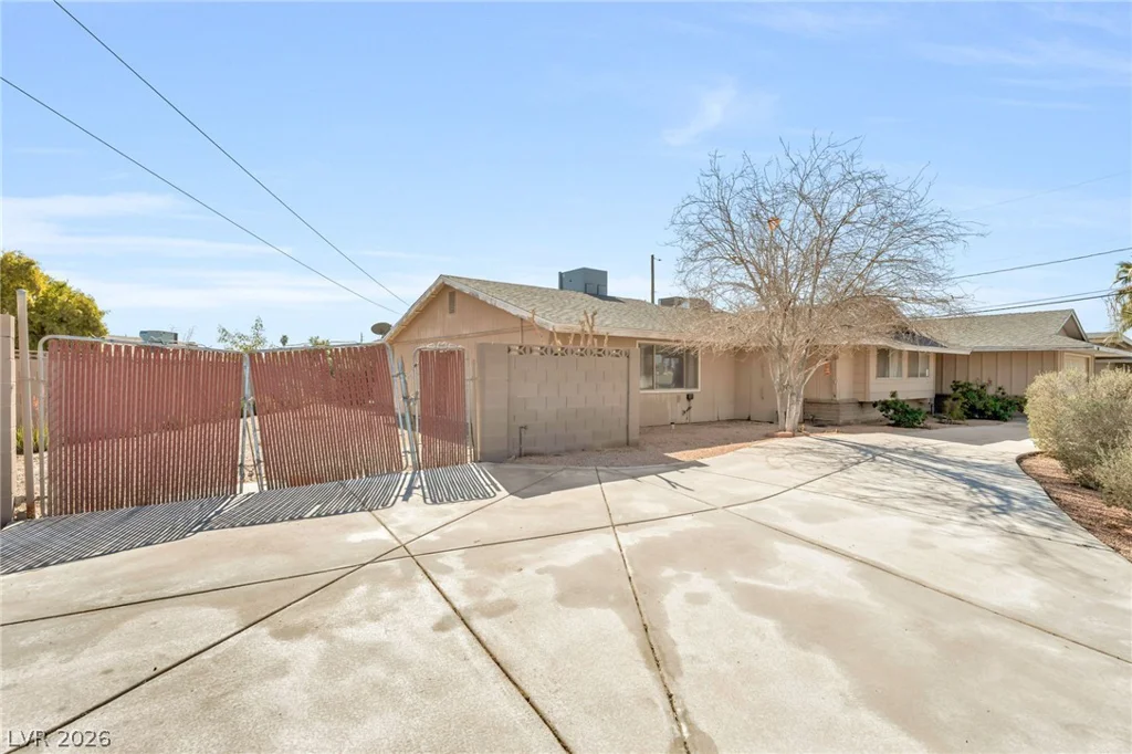 5391 Aston, Las Vegas, NV 89142