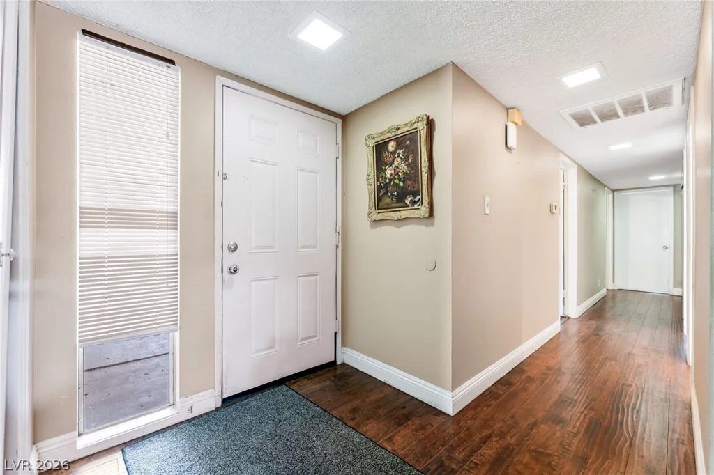 5391 Aston, Las Vegas, NV 89142