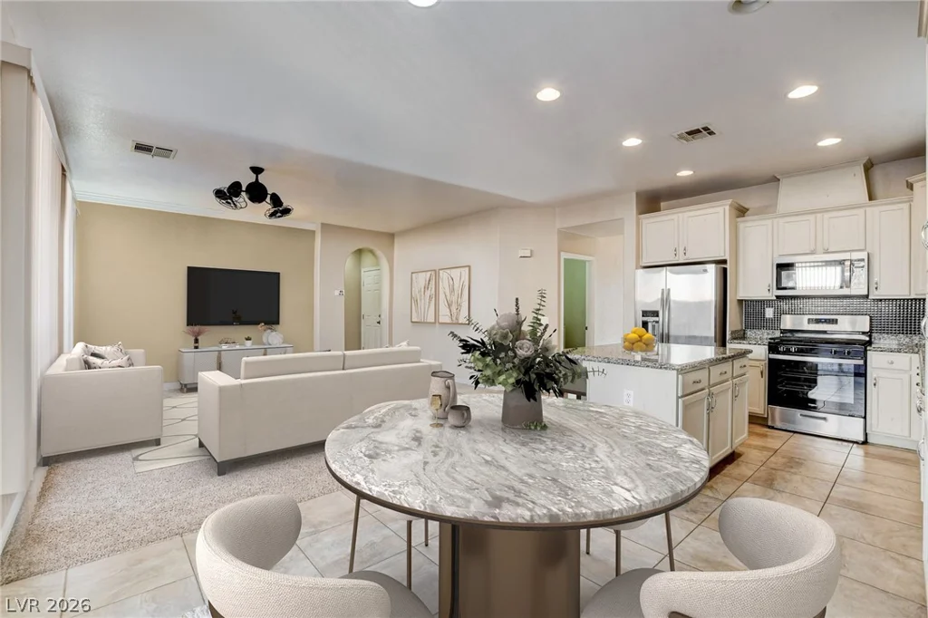 540 Big Lake, Henderson, NV 89002