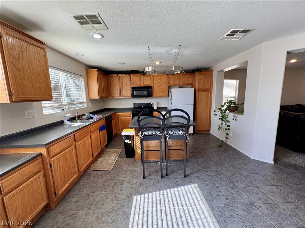 79 Lockheed, Las Vegas, NV 89183