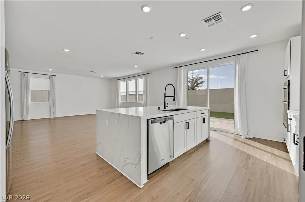 6923 Elysian Valley, Las Vegas, NV 89113
