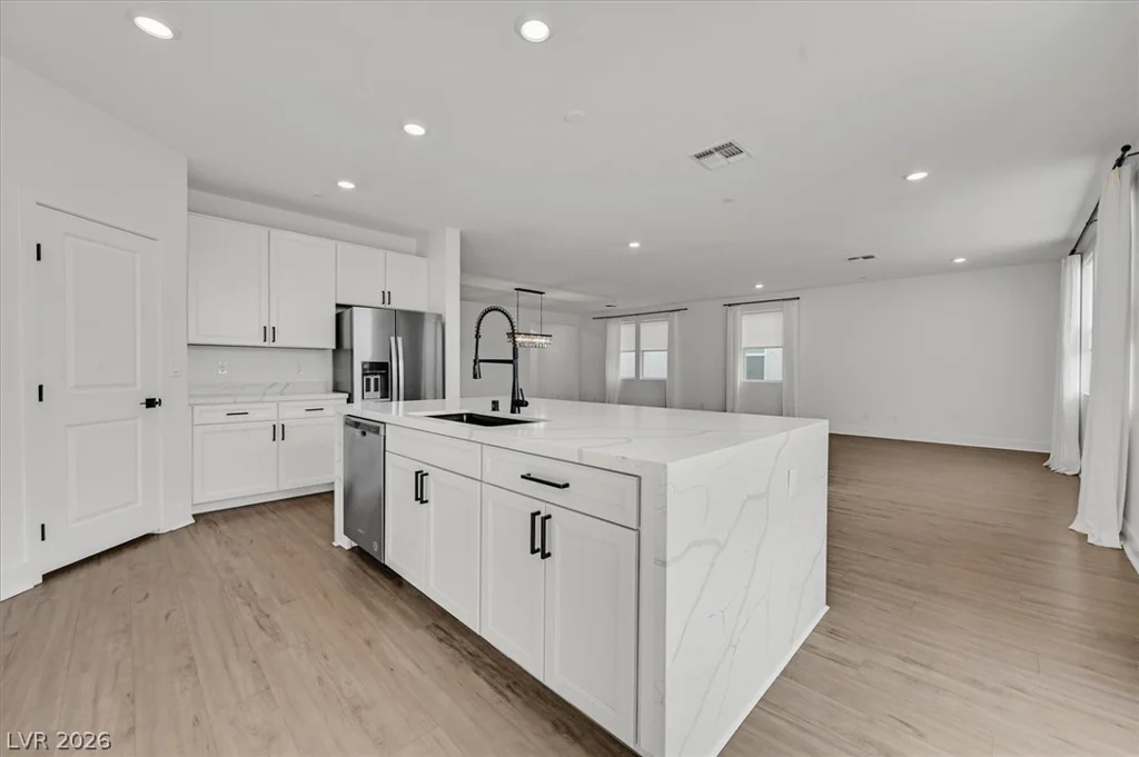 6923 Elysian Valley, Las Vegas, NV 89113