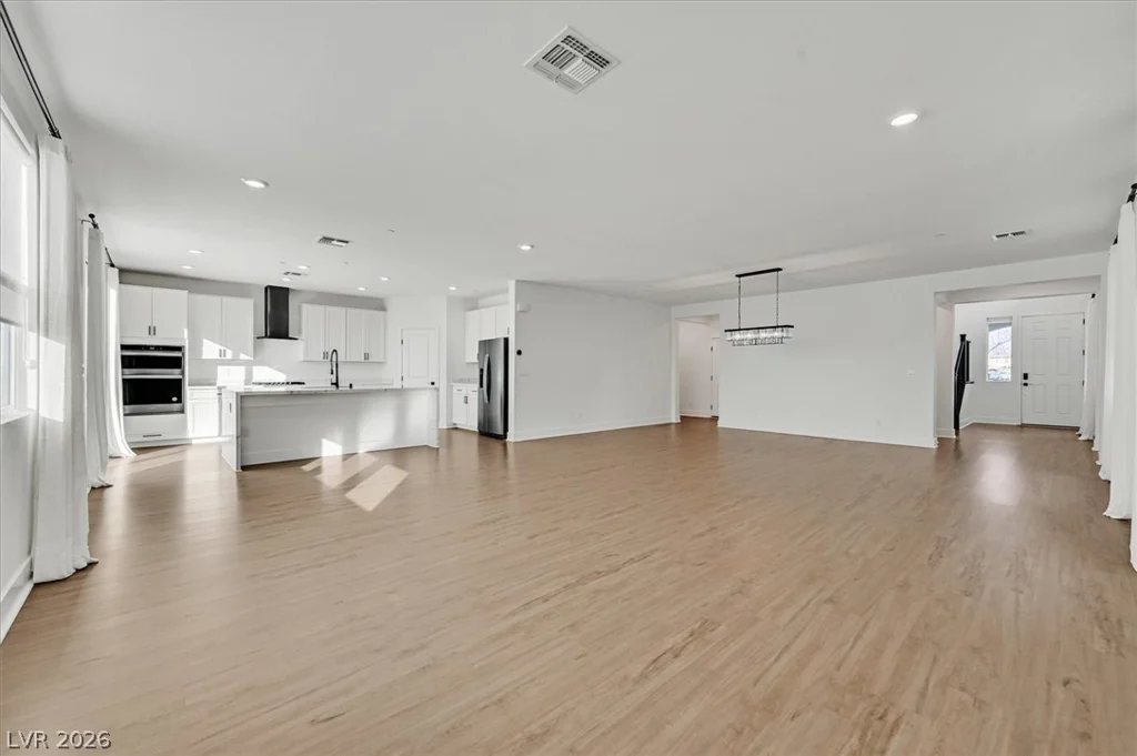 6923 Elysian Valley, Las Vegas, NV 89113