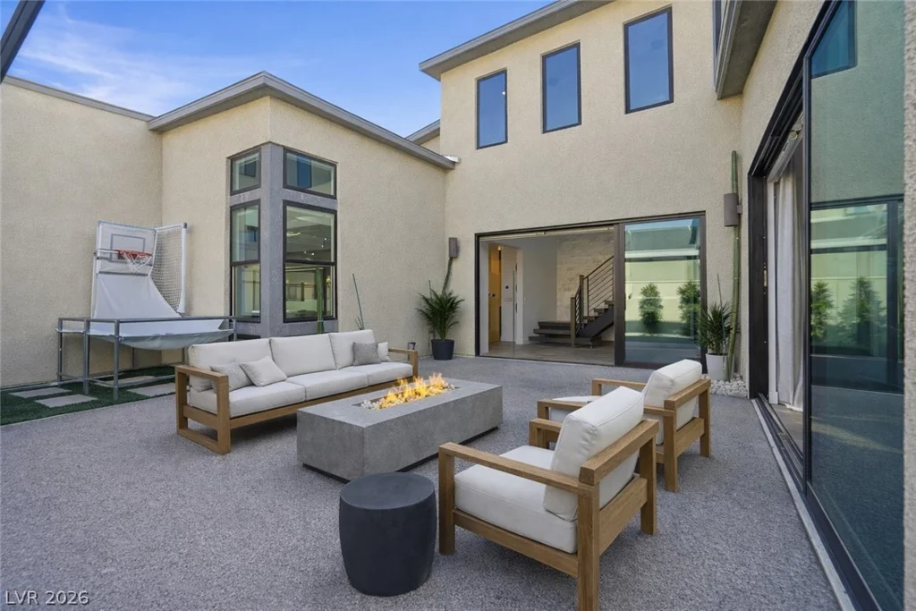 2211 Overlook Canyon, Henderson, NV 89052