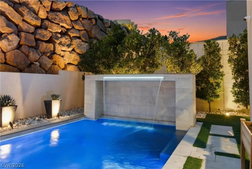 2211 Overlook Canyon, Henderson, NV 89052