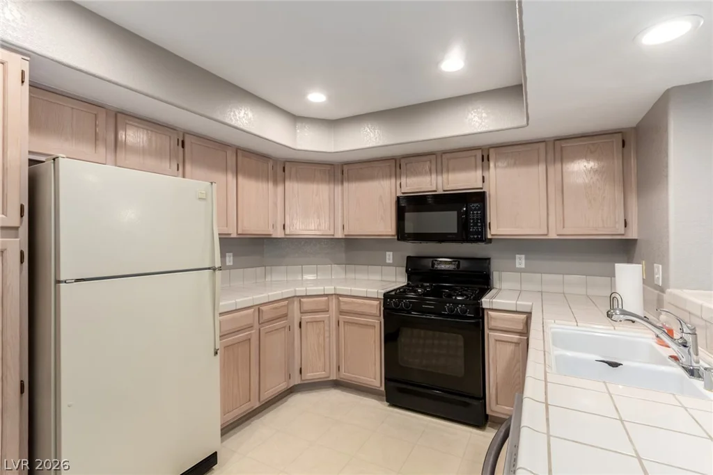 7950 Flamingo, Las Vegas, NV 89147