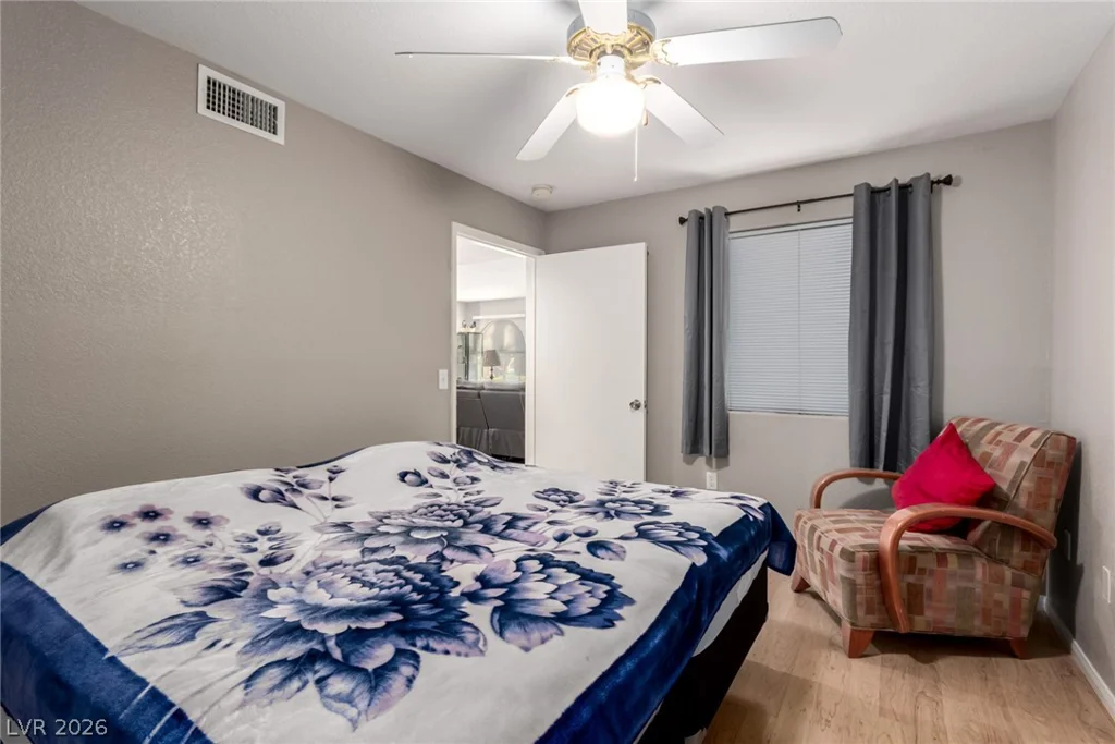 7950 Flamingo, Las Vegas, NV 89147