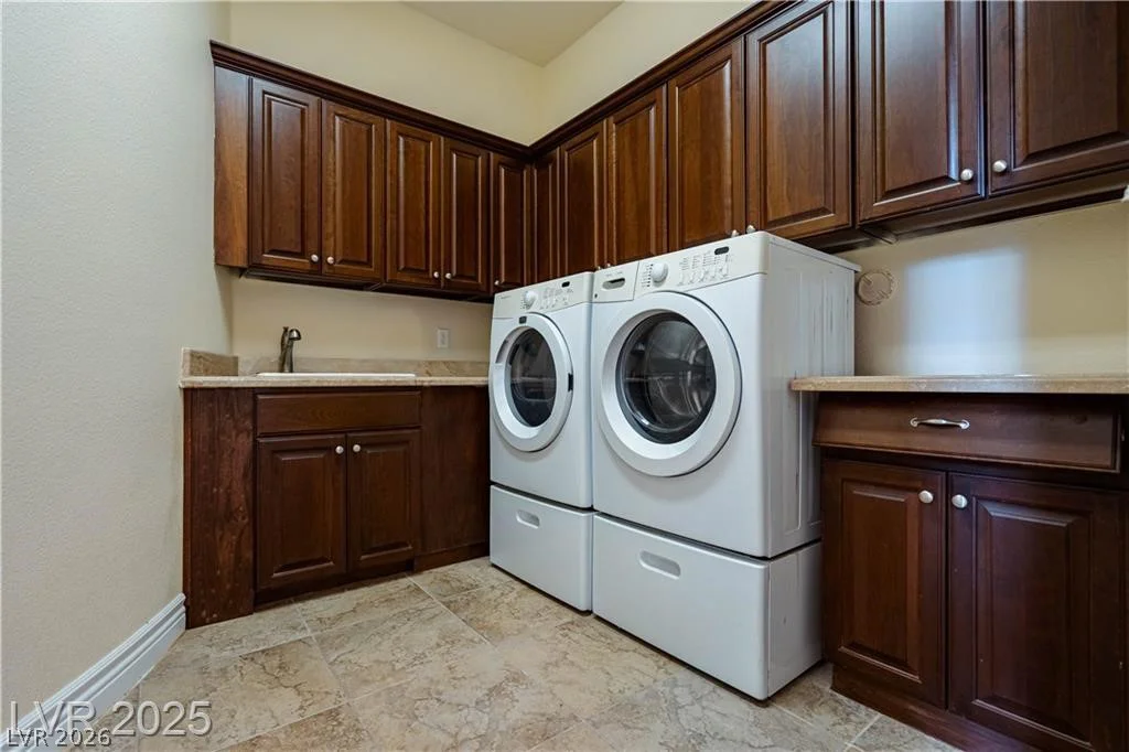 861 Majestic Ridge, Henderson, NV 89052