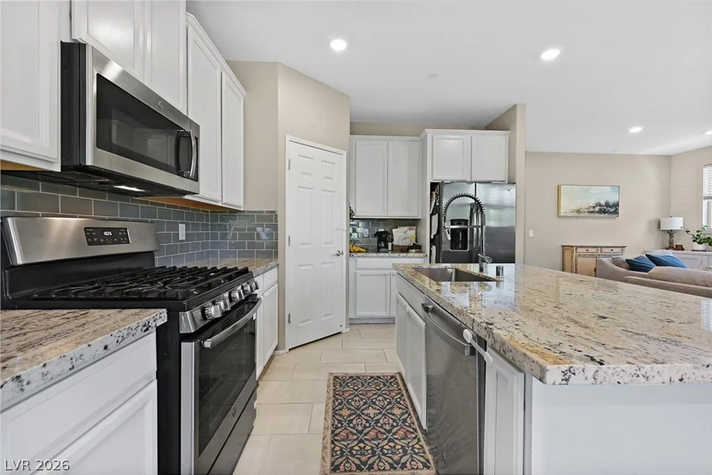 97 Lomita Heights, Las Vegas, NV 89138