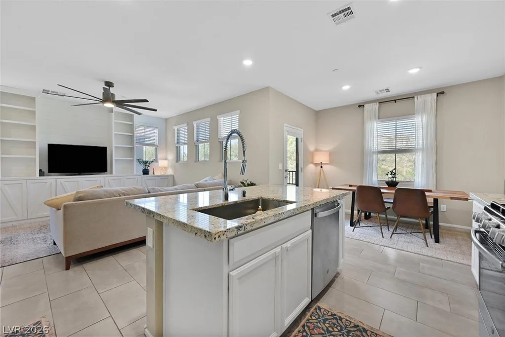 97 Lomita Heights, Las Vegas, NV 89138