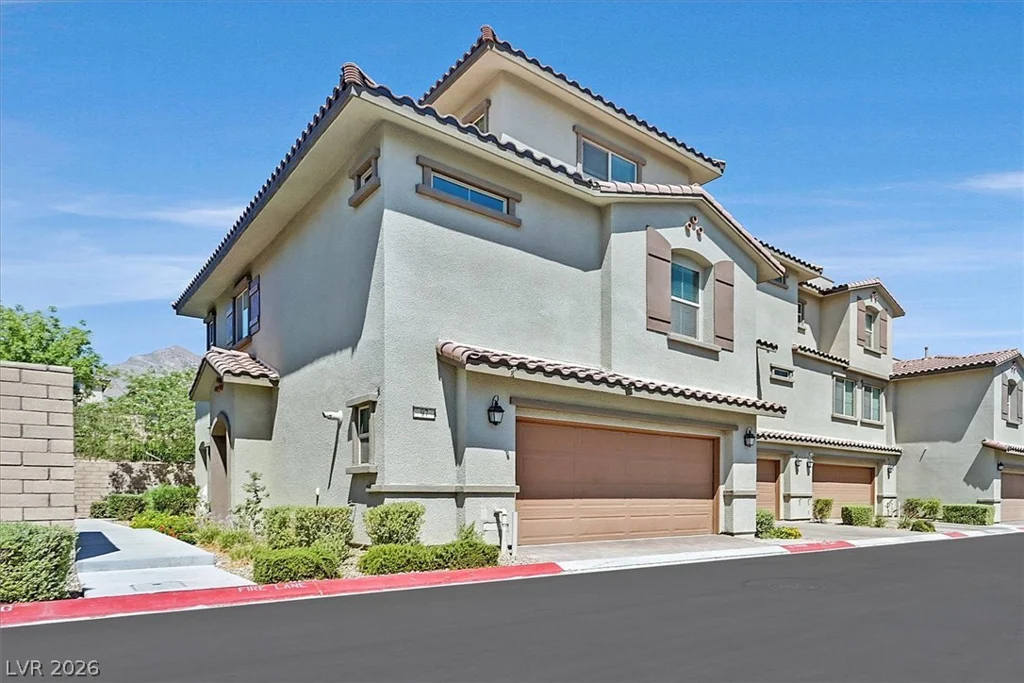 97 Lomita Heights, Las Vegas, NV 89138